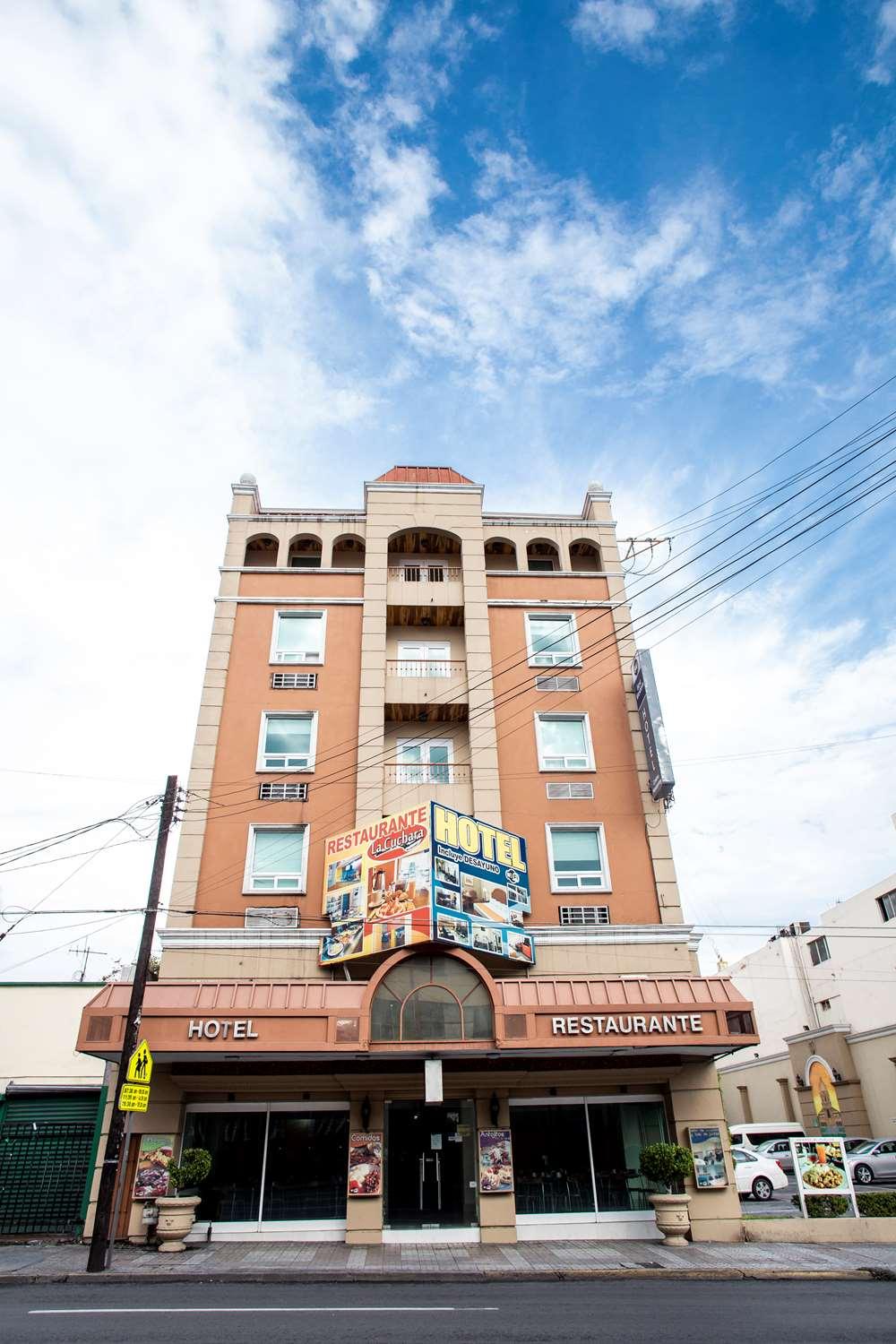 Best Western Centro Monterrey Esterno foto